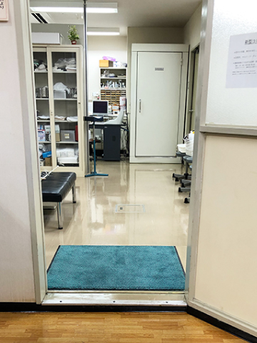 猪名川町の前田クリニック耳鼻咽喉科 診察室01